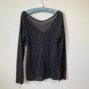 Metallic low back pull over top